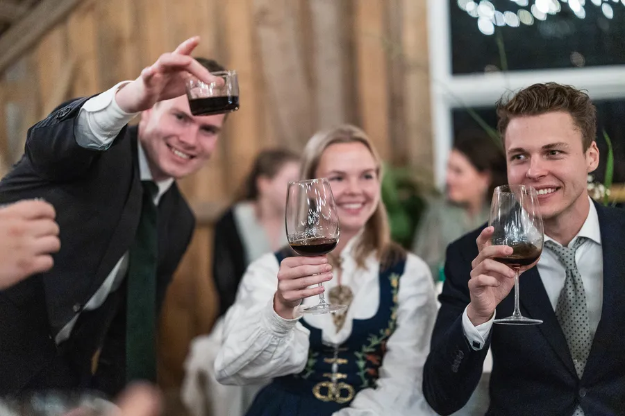 Festen fortsetter på Lillerud gård